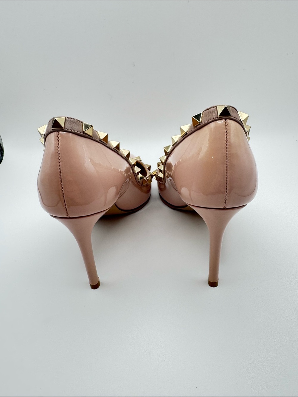Valentino Garavani Rockstud Pumps Nude Pink Patent Leather Heels EU 36.5 - Picture 5 of 10